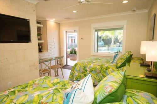 The Rod and Reel Resort Suite 7 in Anna Maria, United States