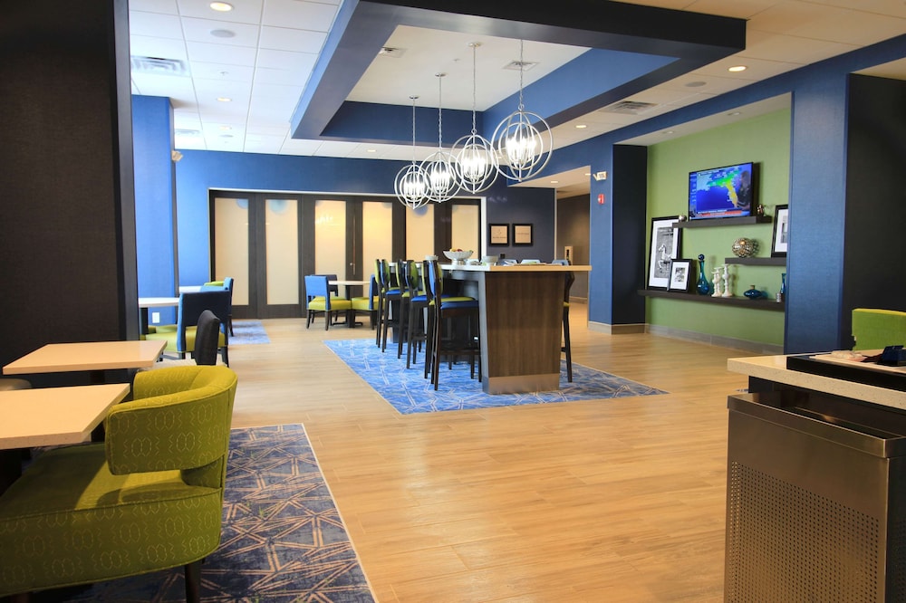 Hampton Inn West Plains - photo 5