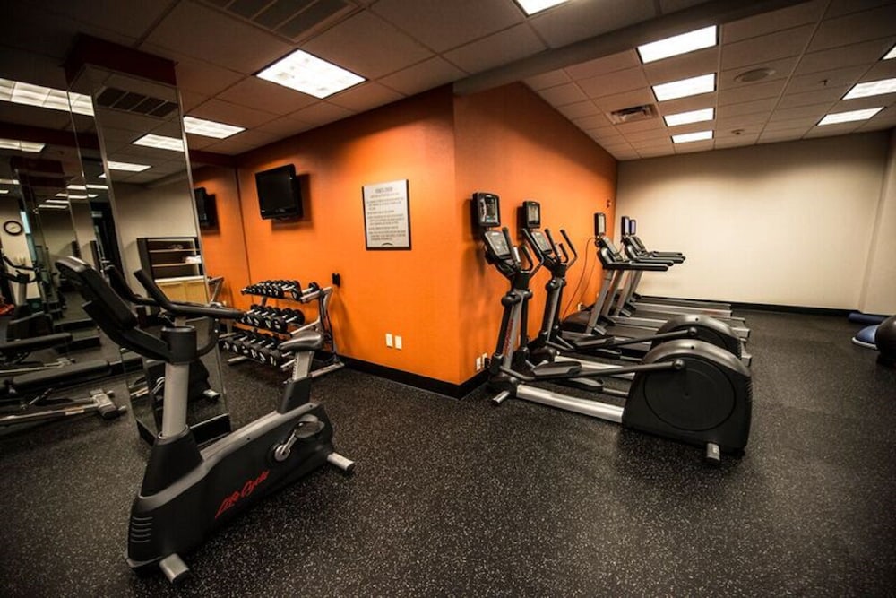 Wyndham Grand Executive Center Little Rock Airport - photo 22