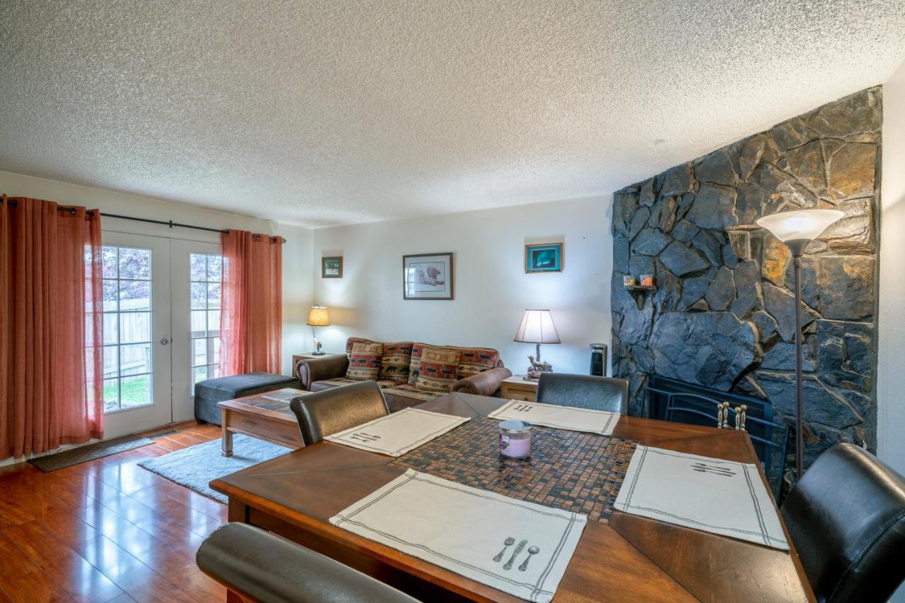 Polar Bear Den — 4-Star Luxury Hotel in Anchorage, United States