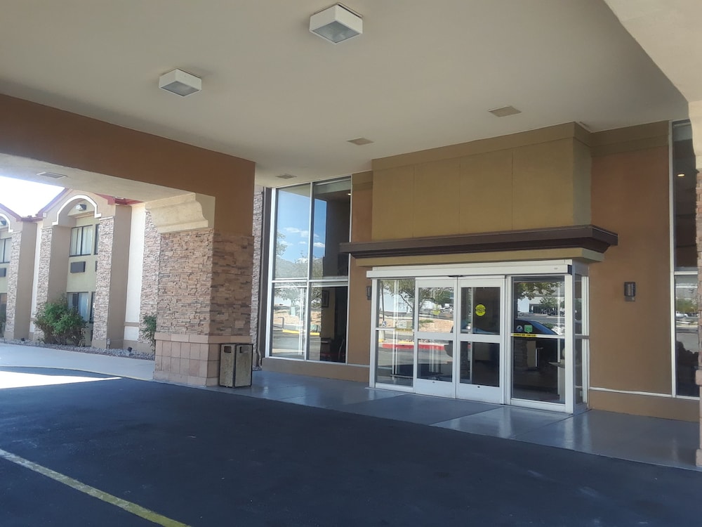 Amerstone Inn & Event Center - photo 23