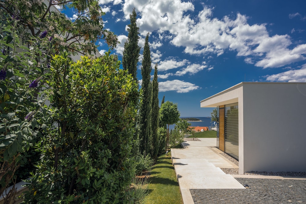 Golden Rays Luxury Apartments — Primosten — photo 2