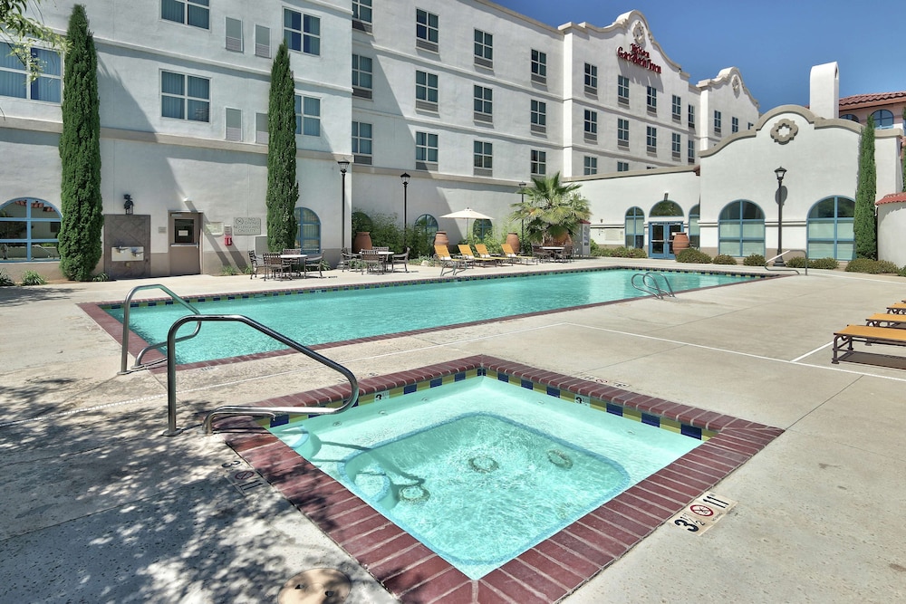 Hilton Garden Inn Las Cruces - photo 32