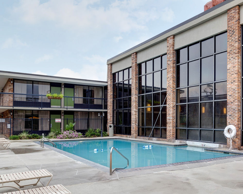Clarion Inn & Suites Conference Center - photo 28