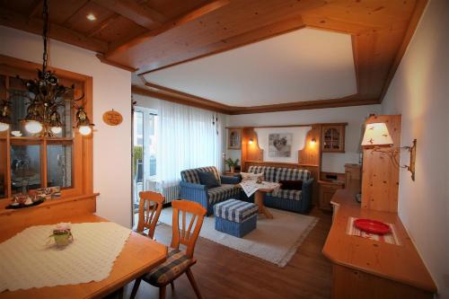 Alpenflair Ferienwohnungen Whg 202 — 4-Star Luxury Hotel in Oberstdorf, Germany