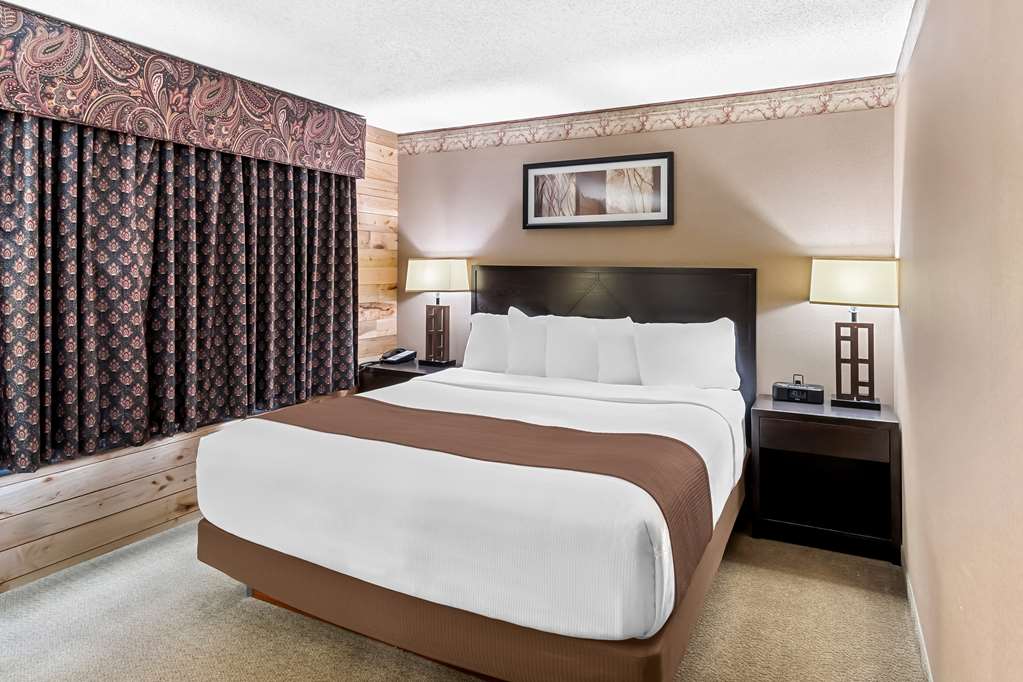 Heartland Inn & Suites SureStay Collection by Best Western - photo 12
