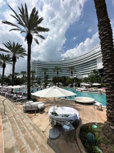 Fontainebleau Miami Beach Tresor - photo 31