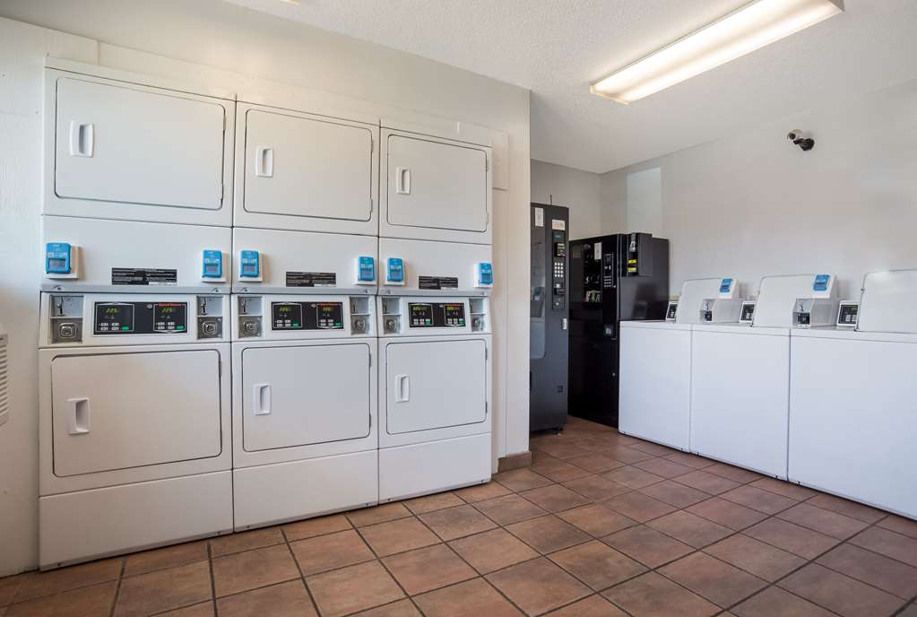 Suburban Studios Biloxi North Area - photo 45