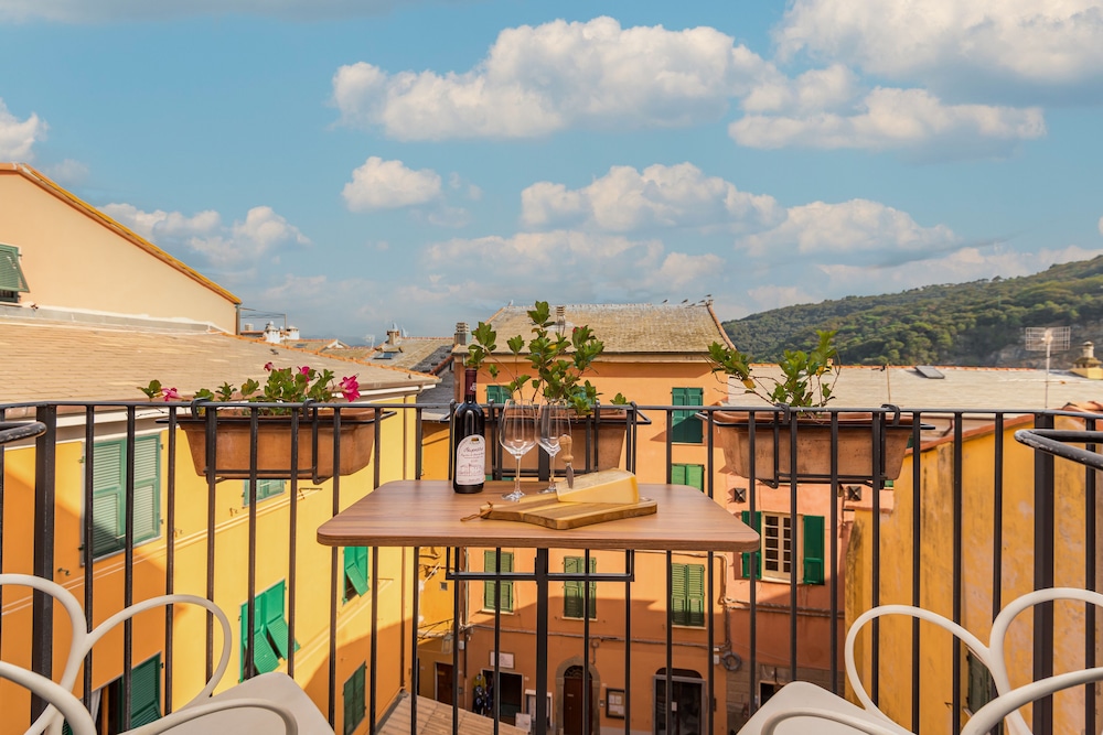 Colonna24 — 4-Star Luxury Hotel in Portovenere, Italy