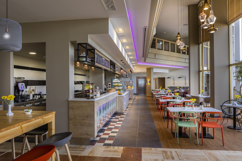 מזון ומשקאות