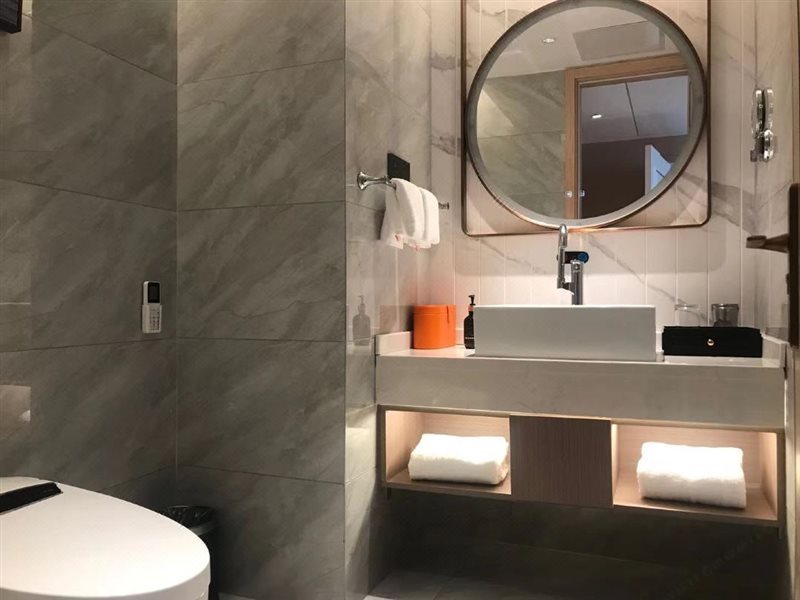 Vienna International Hotel Fujian Shaowu New Bus Station Huangqiao Plaza in Nanping, People's Republic of China