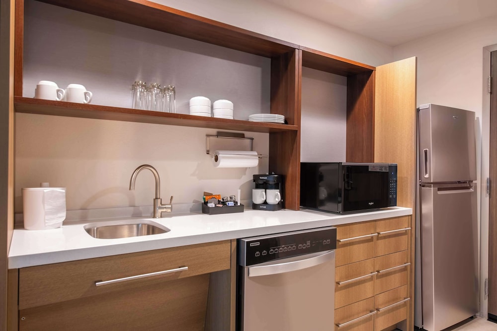 Home2 Suites by Hilton Kingsland - photo 14