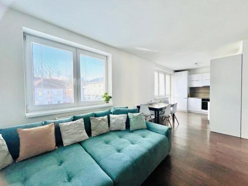 H5 apartman 2 bedrooms with balcony and free parking — 4-Star Luxury Hotel in Zilina, Slovakia