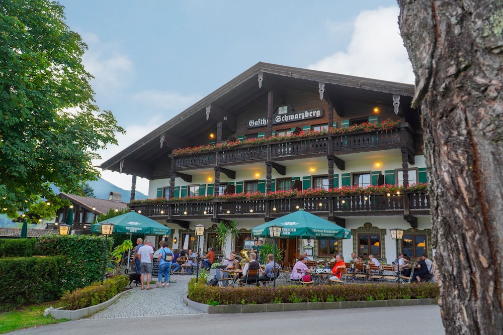 Landgasthof Schwarzberg - carbon neutral hotel in Inzell