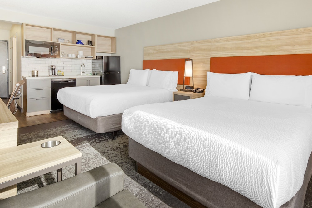 Candlewood Suites Roanoke Airport by IHG - photo 17