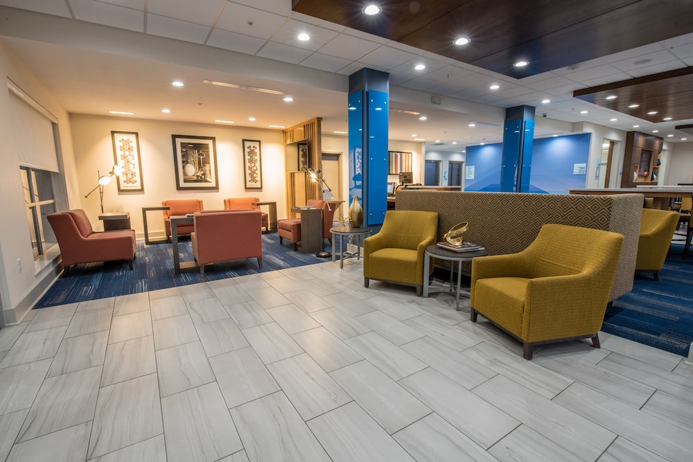 Holiday Inn Express & Suites Lake Charles South Casino Area by IHG - photo 92