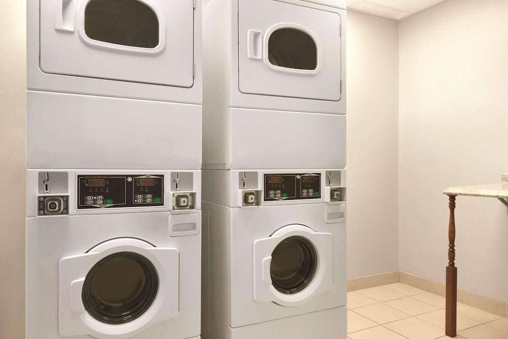 Country Inn & Suites by Radisson Washington D.C. East Capitol Heights MD - photo 17