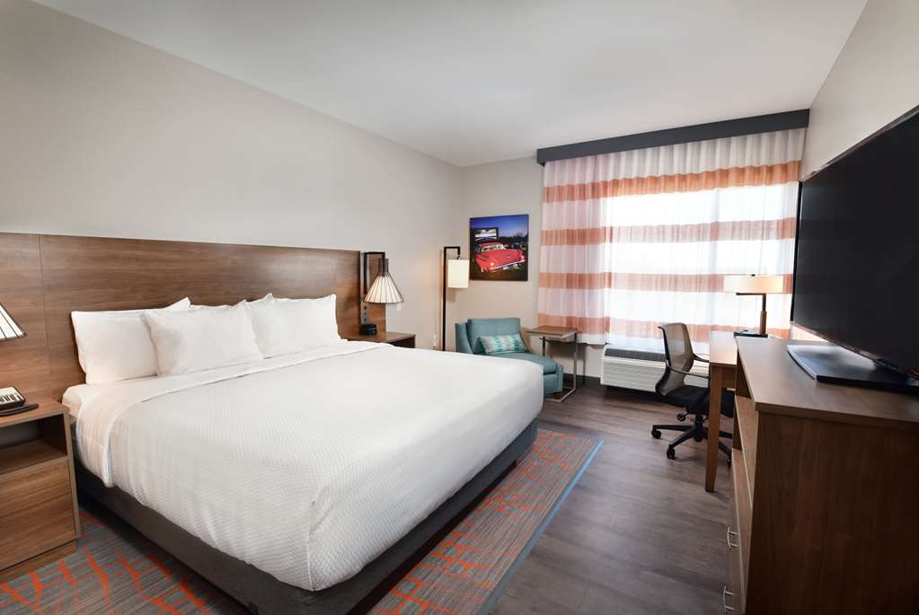 La Quinta Inn & Ste by Wyndham Wisconsin Dells Lake Delton - photo 15