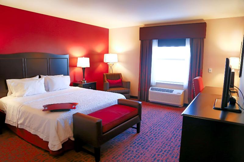 Hampton Inn Lewiston Auburn - photo 115