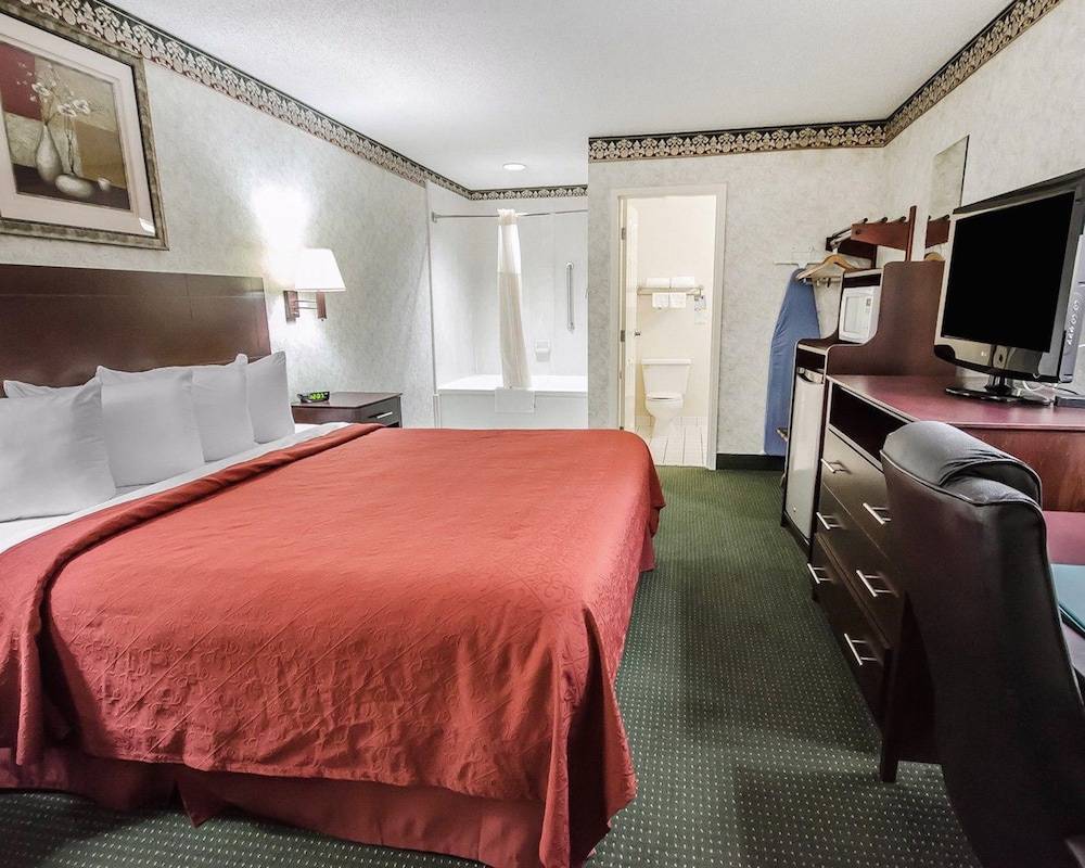 Quality Inn Franklin South - photo 19