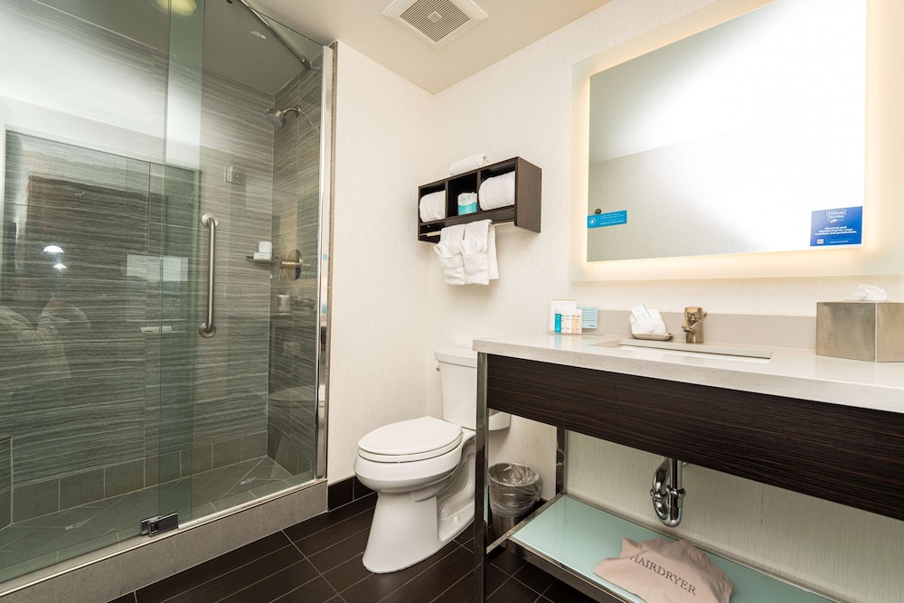 Hampton Inn San Francisco Downtown Convention Center - photo 84