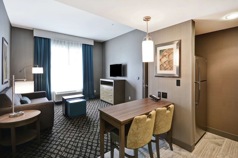 Homewood Suites by Hilton Detroit - photo 27