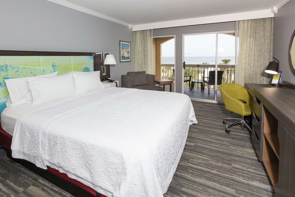 Hampton Inn St. Augustine Beach - photo 12