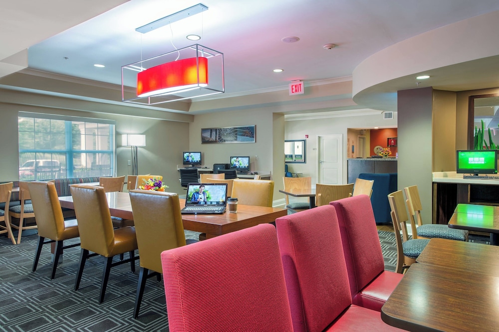 TownePlace Suites by Marriott Baltimore BWI Airport - photo 26