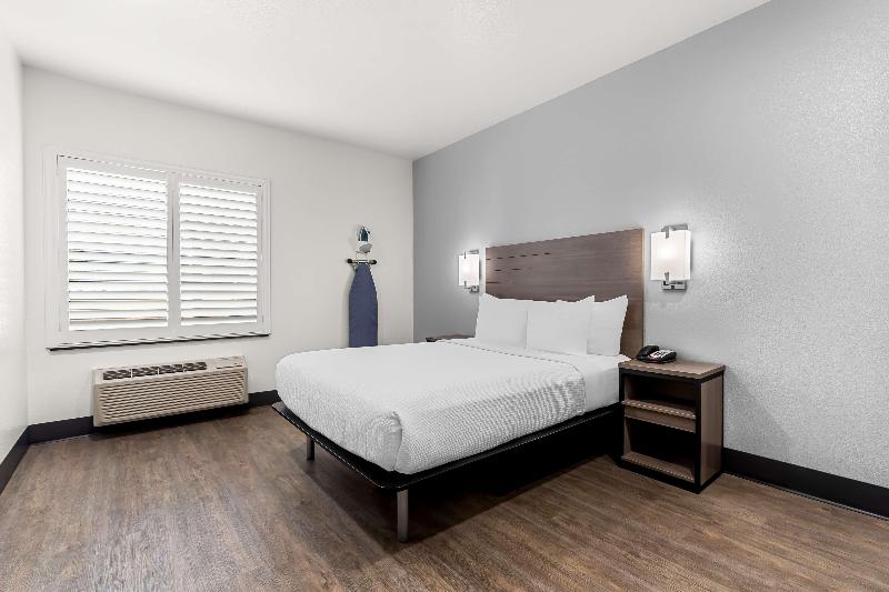 SureStay by Best Western Livingston Merced County - photo 39