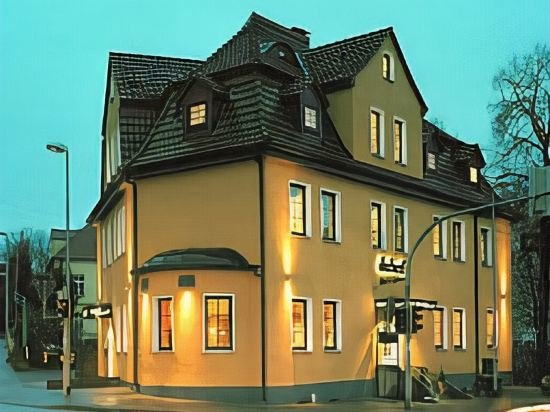 Deckert's Hotel & Restaurant — hotel in Eisleben Lutherstadt