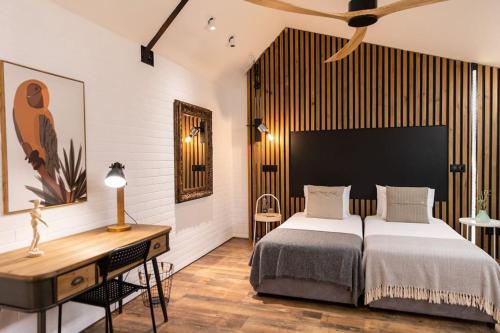 Dark Studio — 4-Star Luxury Hotel in Sao Roque, Portugal