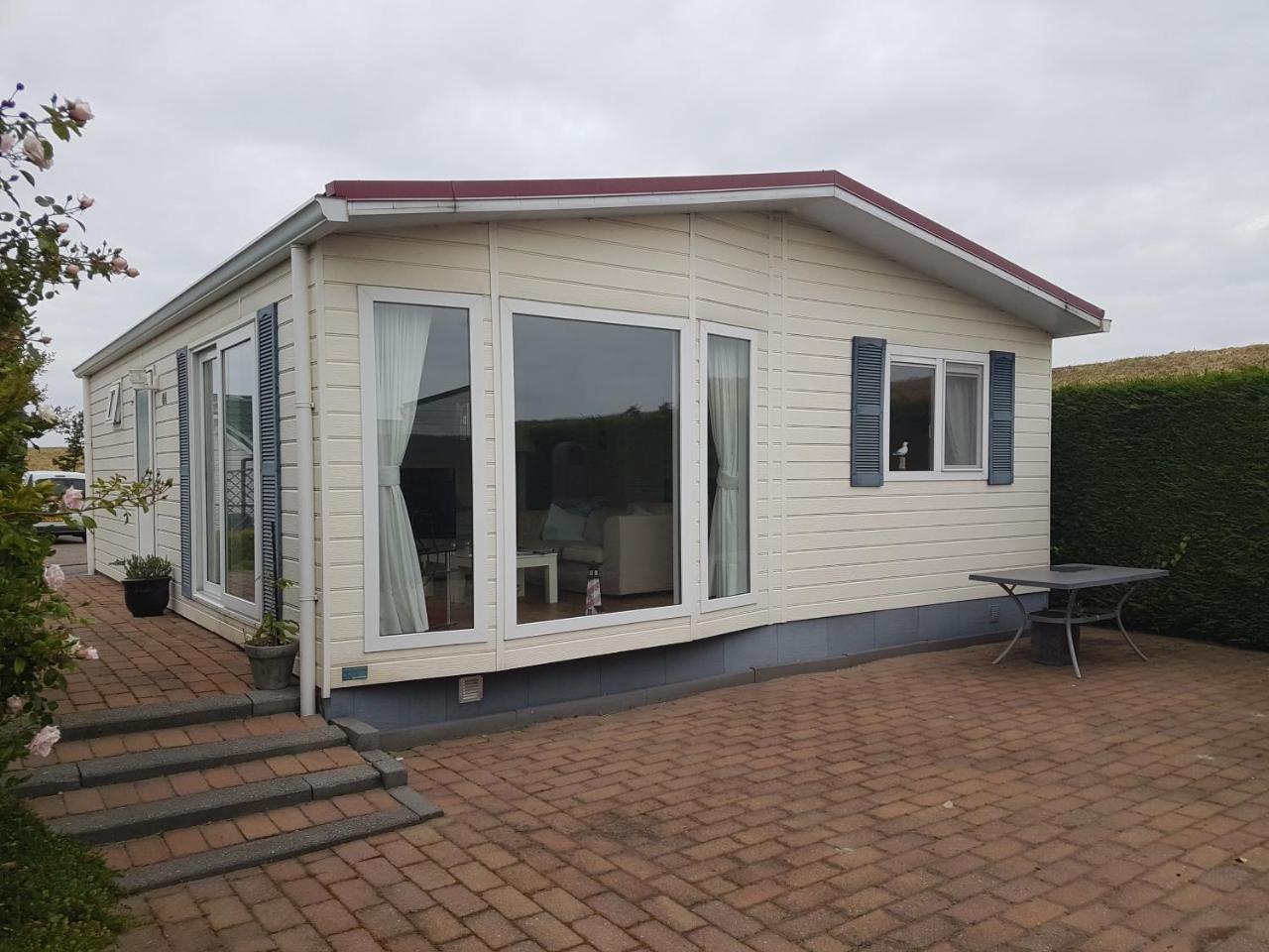 Strandhut 64 — Goes