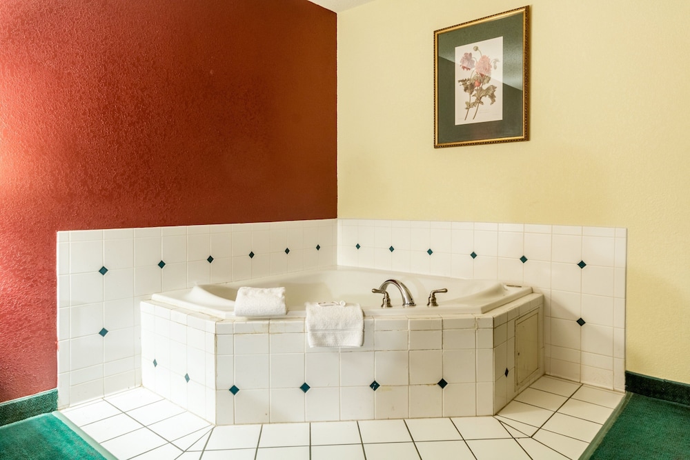Red Roof Inn Morehead - photo 22