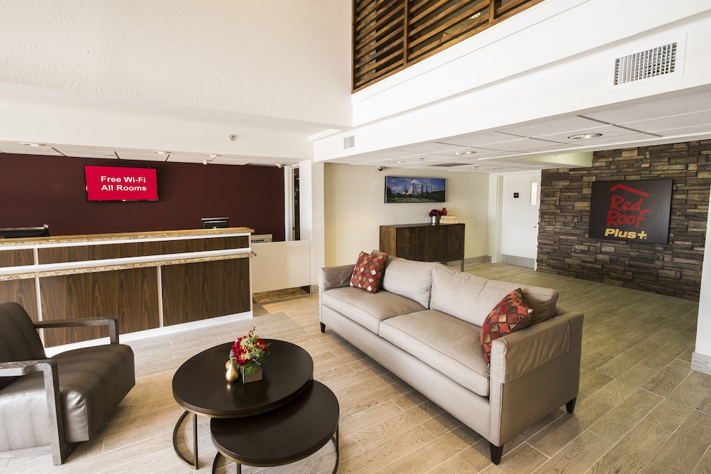Red Roof Inn PLUS Houston Energy Corridor - photo 6