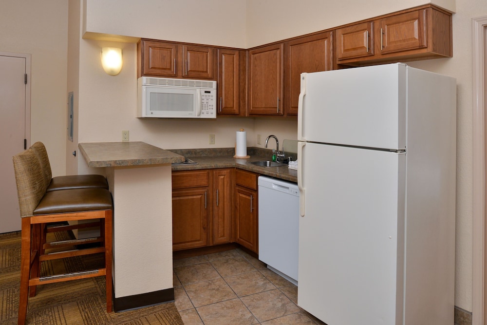 Staybridge Suites Las Cruces by IHG - photo 32