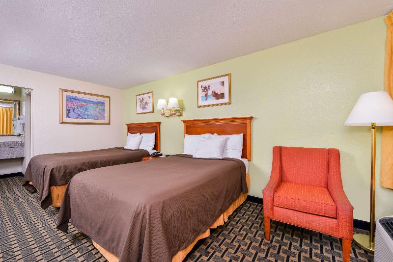 Americas Best Value Inn Airport South - photo 41