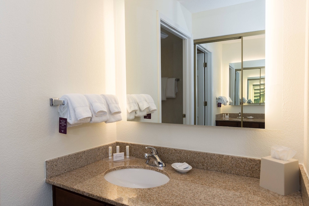 Residence Inn by Marriott Charlotte Lake Norman - photo 20