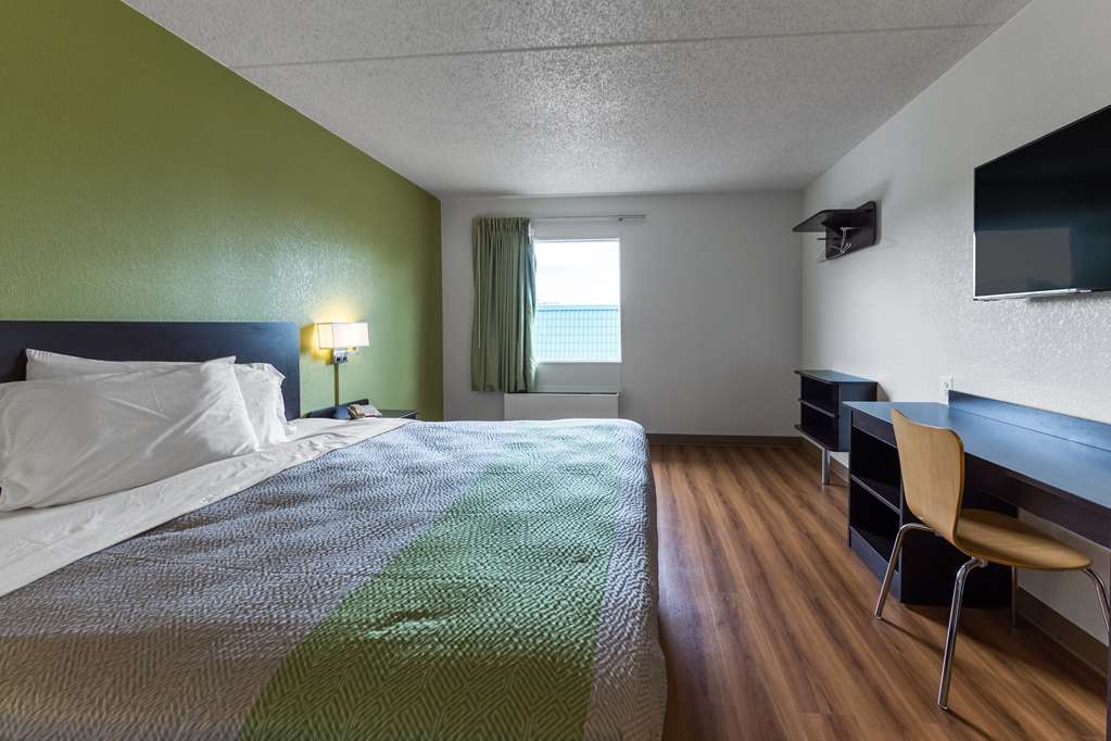 Motel 6 Warminster PA - photo 9
