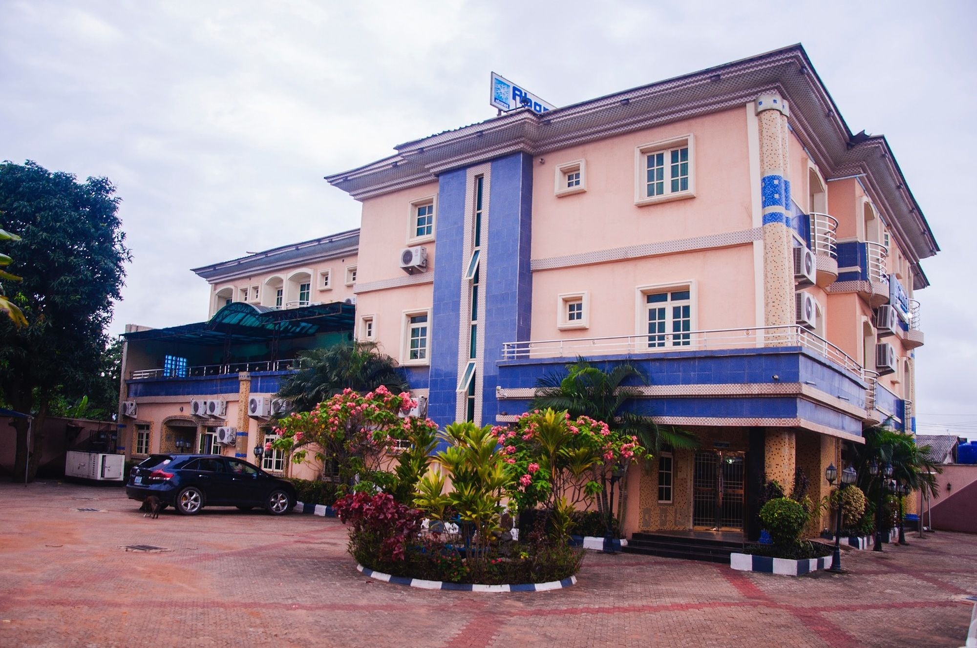 Abanet Hotel & Suites - last minute hotel in Lagos