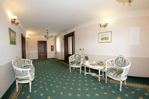 Hotel Slavia — Salonta — photo 4