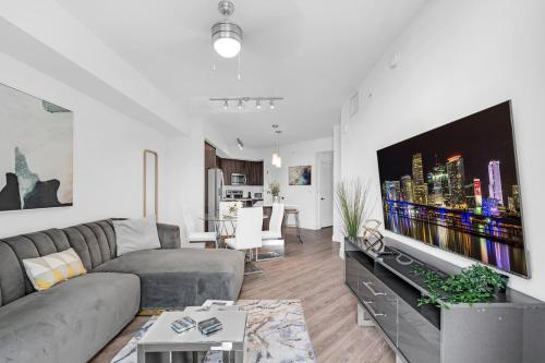 Tranquil 1 Bed Escape in Doral With Free Parking — 4-Star Luxury Hotel in Hialeah Gardens, United States