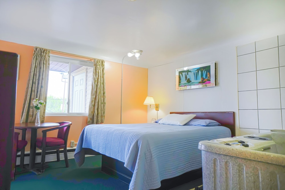 Bay Motel By Oyo Bay City - photo 10