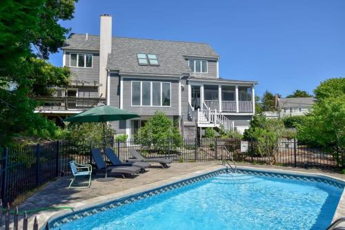Stunning Home with In Ground Pool — 4-Star Luxury Hotel in Orleans, United States