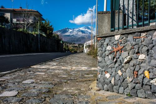 Etna Tell — Trecastagni