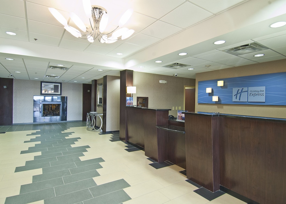 Holiday Inn Express & Suites Jackson Pearl Intl Airport by IHG - photo 4