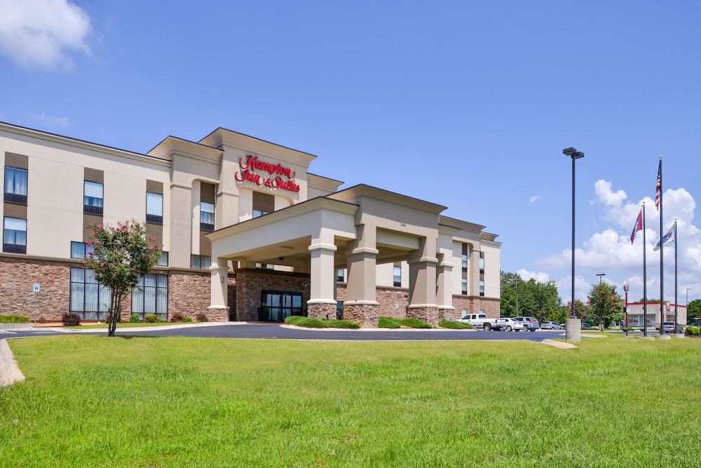 Hampton Inn & Suites by Hilton Lonoke - photo 46