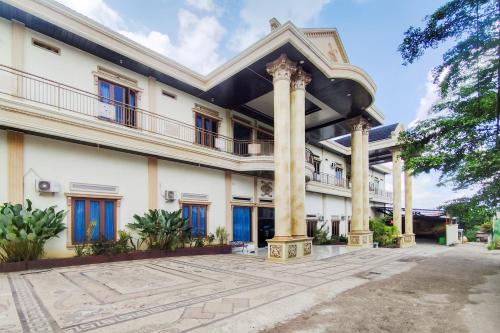 RedDoorz near Islamic Center Jambi in Jambi City, Indonesia