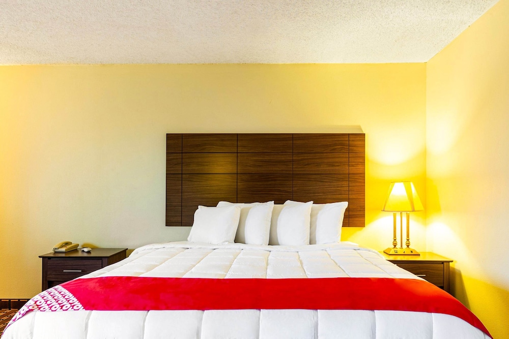 Days Inn by Wyndham Atmore - photo 21