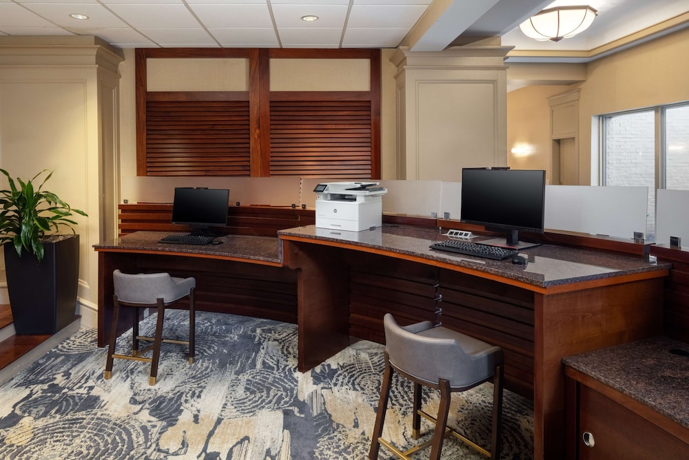 DoubleTree by Hilton Boston North Shore - photo 60