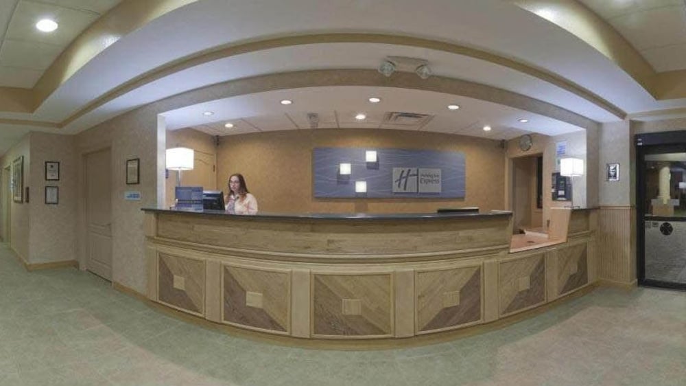 Holiday Inn Express Clermont by IHG - photo 2